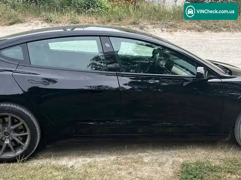 Tesla Model 3 2022, фото з оголошення 2 з 12, VIN 5YJ3E1EB8NF165110