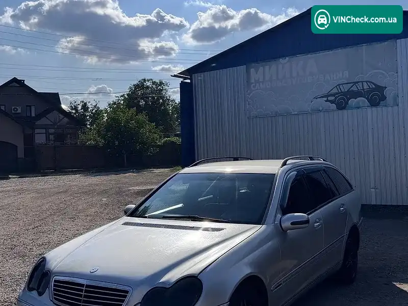 Mercedes-Benz C-Class 2001, фото з оголошення 2 з 13, VIN WDB2032061F127706