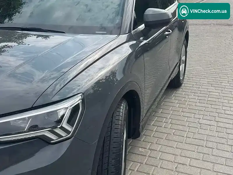 Audi Q3 2019, фото з оголошення 2 з 14, VIN WAUZZZF39K1056838