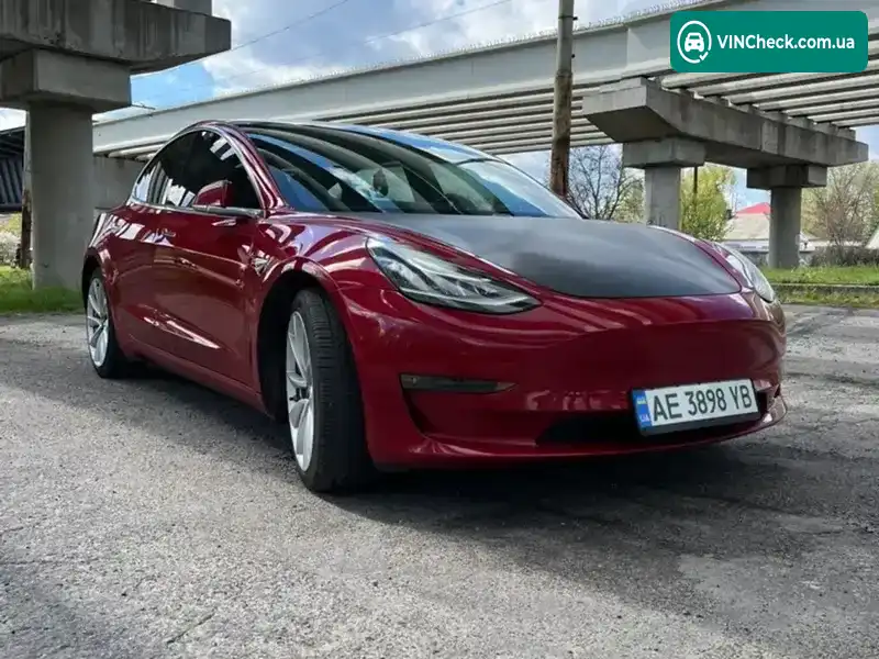 Tesla Model 3 2018, фото з оголошення 1 з 18, VIN 5YJ3E1EA4JF053227