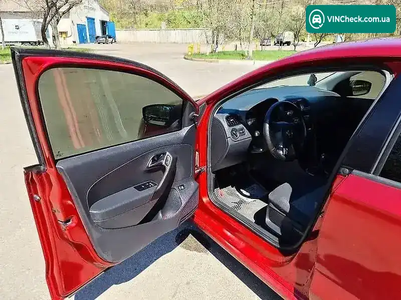 Volkswagen Polo 2012, фото з оголошення 2 з 19, VIN XW8ZZZ61ZDG010187