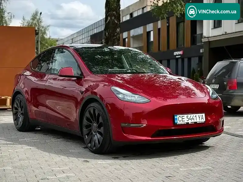 Tesla Model Y 2024, фото з оголошення 1 з 12, VIN 7SAYGDEFXSA344359