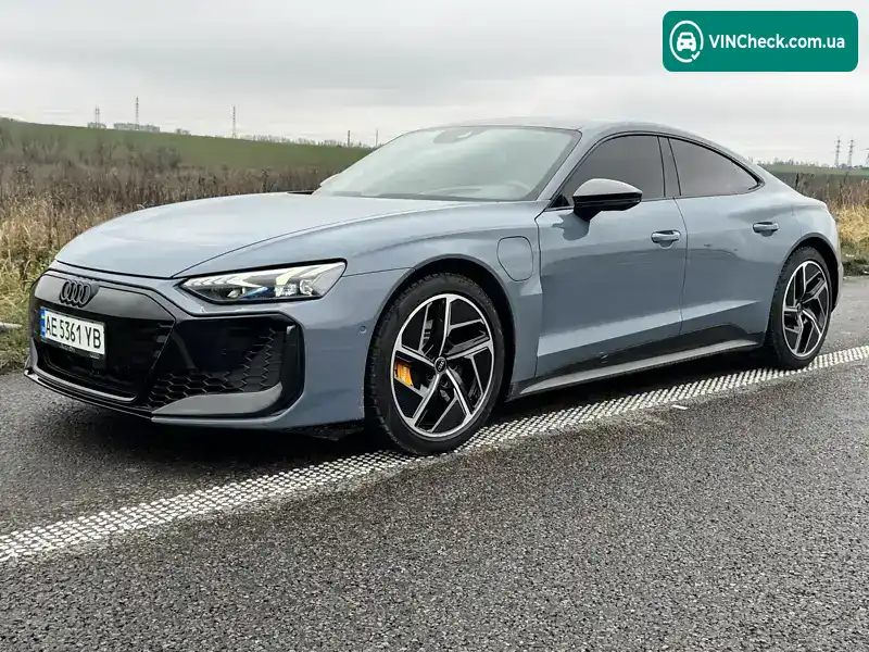 Audi RS e-tron GT 2024, фото з оголошення 1 з 21, VIN WAUAHBFW5R7901225