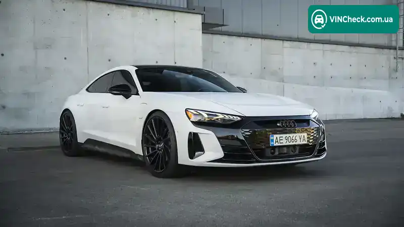 Audi e-tron GT 2021, фото з оголошення 2 з 20, VIN WAUCJBFW1N7005141