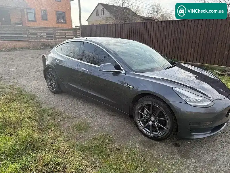 Tesla Model 3 2020, фото з оголошення 1 з 9, VIN 5YJ3E1EB7LF663599