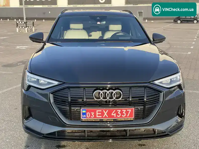 Audi e-tron 2020, фото з оголошення 1 з 20, VIN WAUZZZGE7LB039628