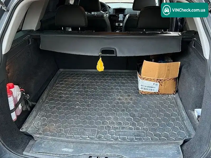 Opel Astra 2008, фото з оголошення 2 з 14, VIN W0L0AHL3592053430