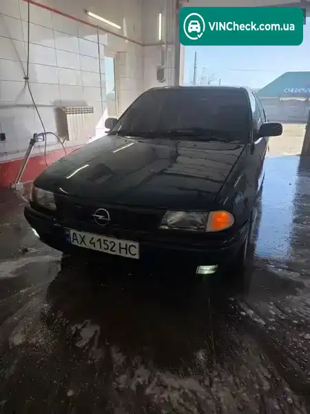 Opel Astra 1997, фото з оголошення 1 з 12, VIN W0L000058V2091103