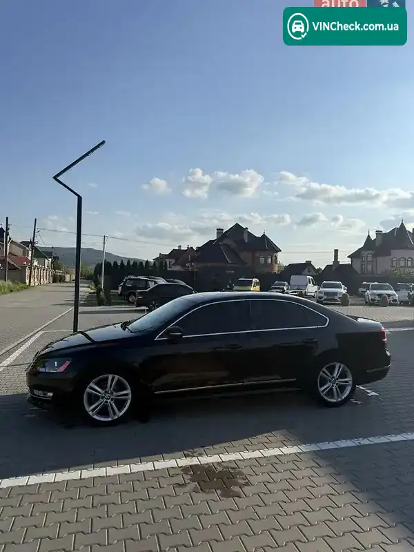 Volkswagen Passat 2012, фото з оголошення 2 з 8, VIN 1VWCN7A30DC053203