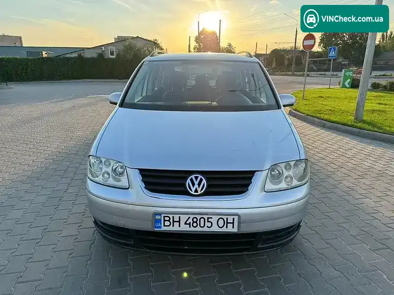 Volkswagen Touran 2004, фото з оголошення 1 з 20, VIN WVGZZZ1TZ4W154250