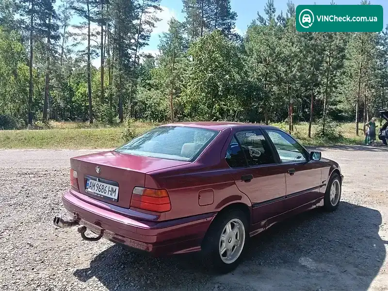 BMW 3 Series 1995, фото з оголошення 2 з 10, VIN WBACC51050ES16832