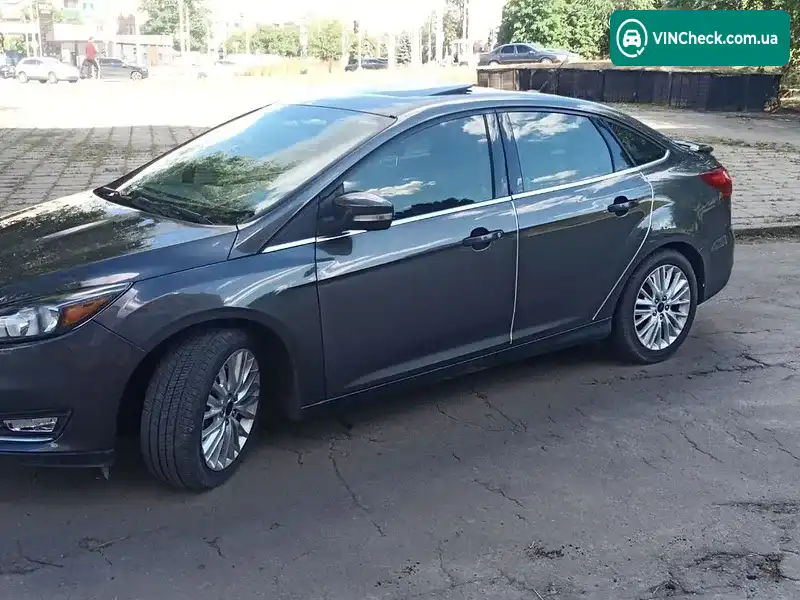 Ford Focus 2017, фото з оголошення 2 з 19, VIN 1FADP3J28JL245536
