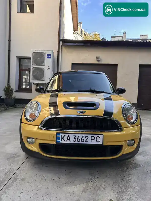MINI Hatch 2009, фото з оголошення 2 з 19, VIN WMWMF71040TU91630