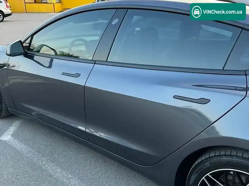 Tesla Model 3 2018, фото з оголошення 2 з 20, VIN 5YJ3E1EB4JF171187