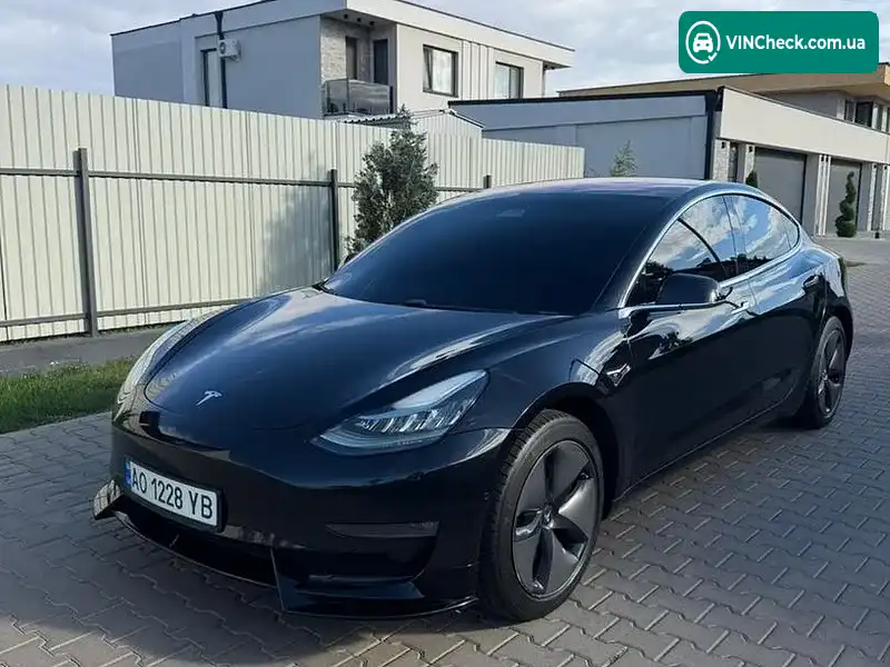 Tesla Model 3 2018, фото з оголошення 1 з 20, VIN 5YJ3E1EA9JF070945