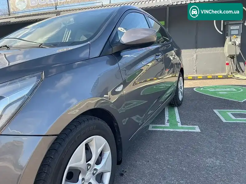 Hyundai Solaris 2015, фото з оголошення 2 з 20, VIN Z94CT41CBHR487676