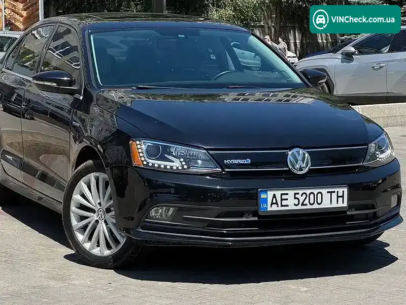 Volkswagen Jetta 2015, фото з оголошення 1 з 20, VIN 3VW637AJ5FM330351