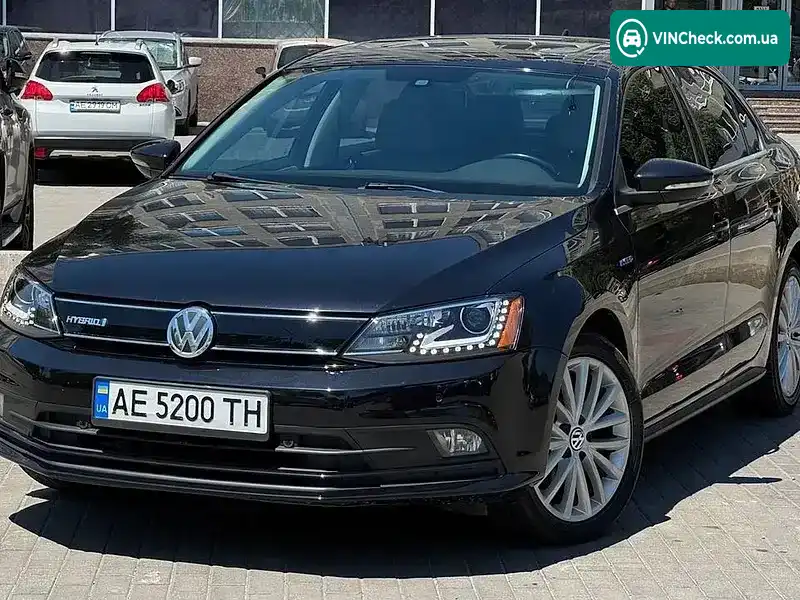 Volkswagen Jetta 2015, фото з оголошення 2 з 20, VIN 3VW637AJ5FM330351
