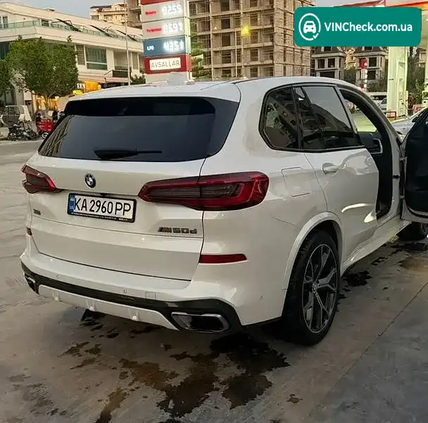 BMW X5 2018, фото з оголошення 2 з 20, VIN WBACV01000LK56230