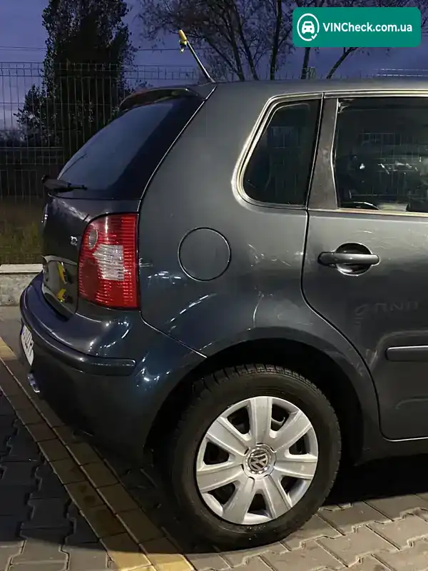 Volkswagen Polo 2005, фото з оголошення 2 з 13, VIN WVWZZZ9NZ5Y143377