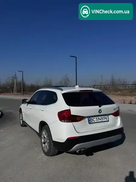 BMW X1 2012, фото з оголошення 2 з 9, VIN WBAVL1C56CVR79554
