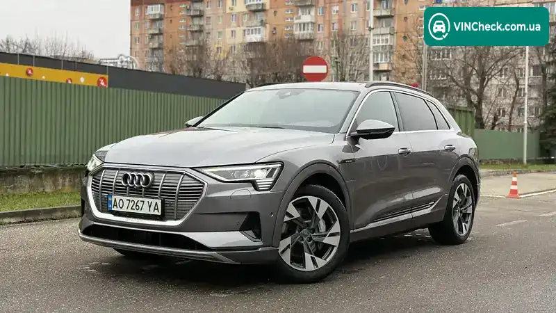 Audi e-tron 2019, фото з оголошення 1 з 20, VIN WAUZZZGE8KB004014