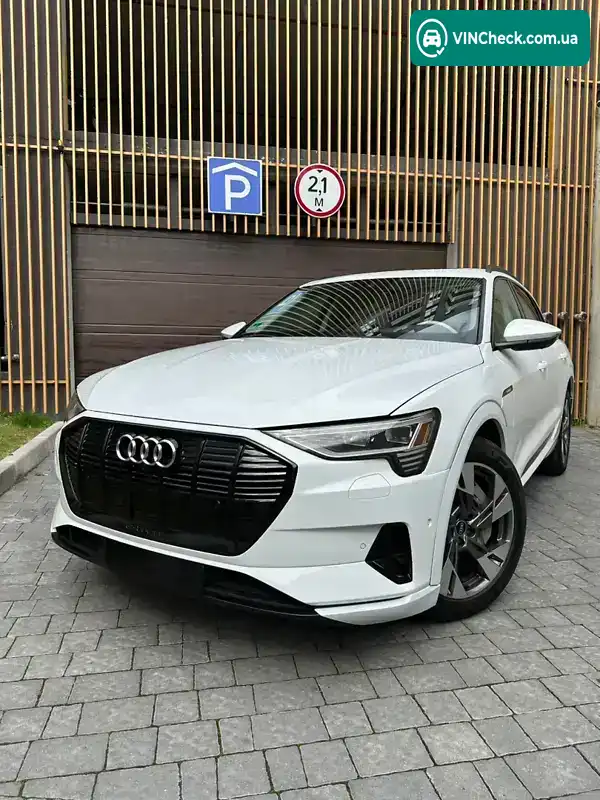 Audi e-tron 2020, фото з оголошення 1 з 11, VIN WA1AAAGE5MB010276