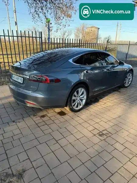 Tesla Model S 2013, фото з оголошення 2 з 21, VIN 5YJSA1CN3DFP26493
