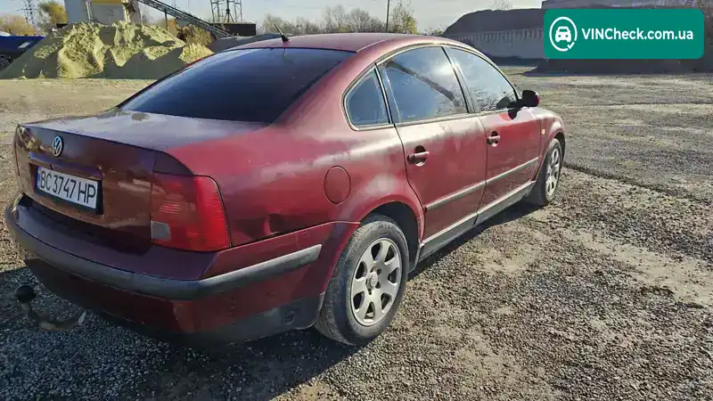 Volkswagen Passat 1998, фото з оголошення 2 з 12, VIN WVWZZZ3BZXX037557