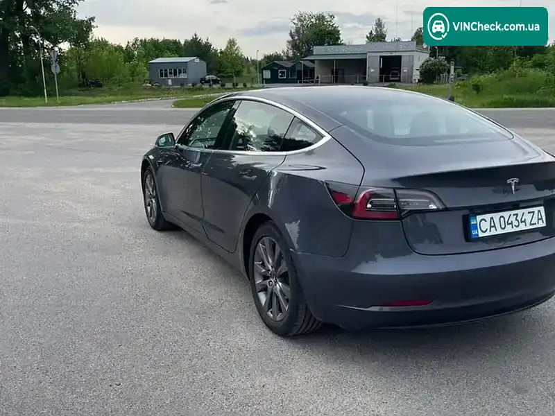 Tesla Model 3 2020, фото з оголошення 2 з 6, VIN LRW3E7FA2LC113617