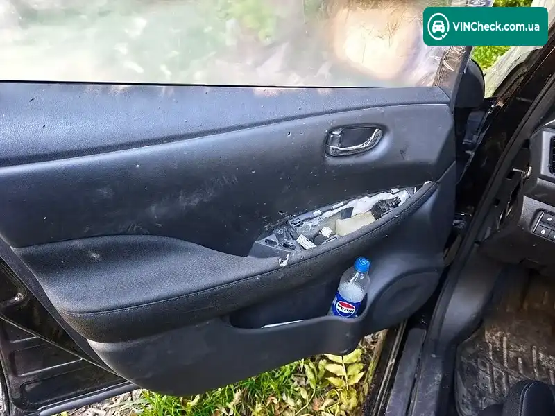 Nissan Leaf 2022, фото з оголошення 2 з 11, VIN 1N4AZ1CV1NC560676