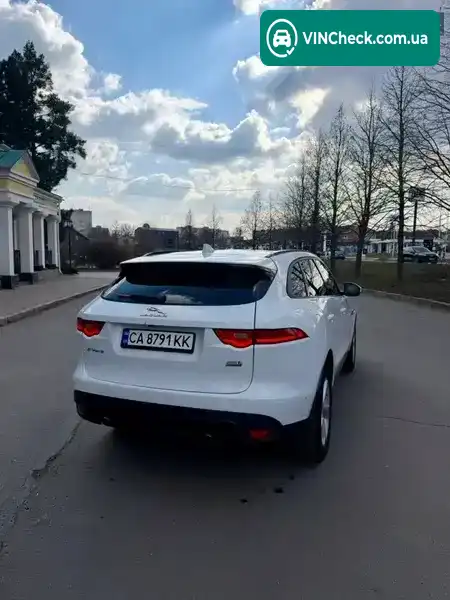 Jaguar F-Pace 2017, фото з оголошення 2 з 21, VIN SADCJ2FX9JA251075