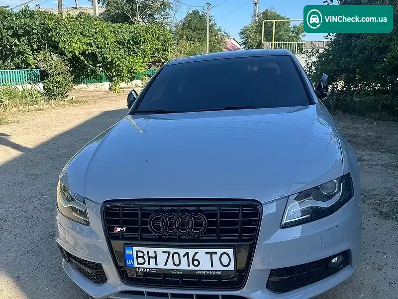 Audi A4 2011, фото з оголошення 1 з 7, VIN WAUZZZ8K3CN016267