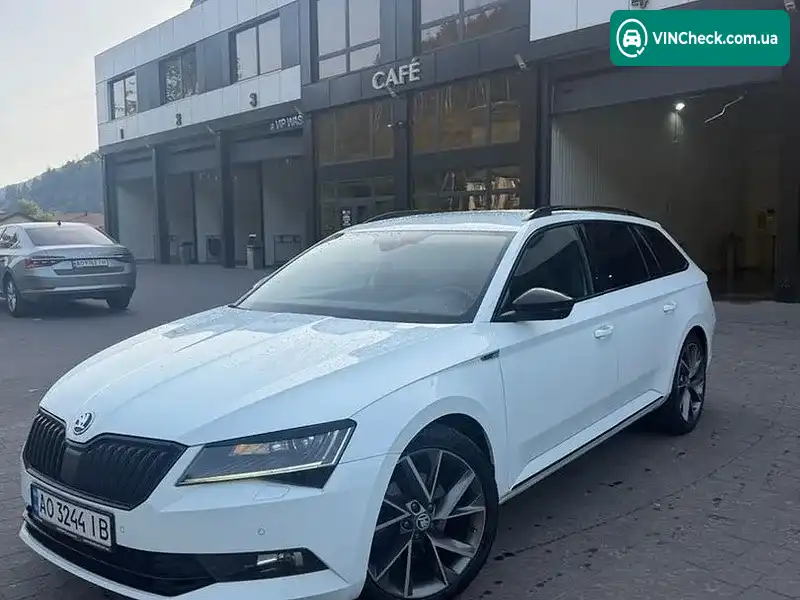 Skoda Superb 2017, фото з оголошення 1 з 15, VIN TMBJJ7NP1J7504775