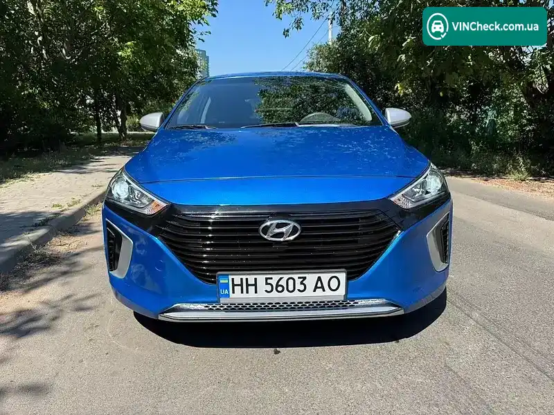 Hyundai Ioniq 2018, фото з оголошення 2 з 18, VIN KMHC65LC4JU095974
