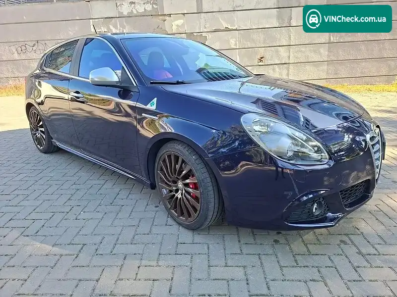 Alfa Romeo Giulietta 2012, фото з оголошення 2 з 20, VIN ZAR94000007170874