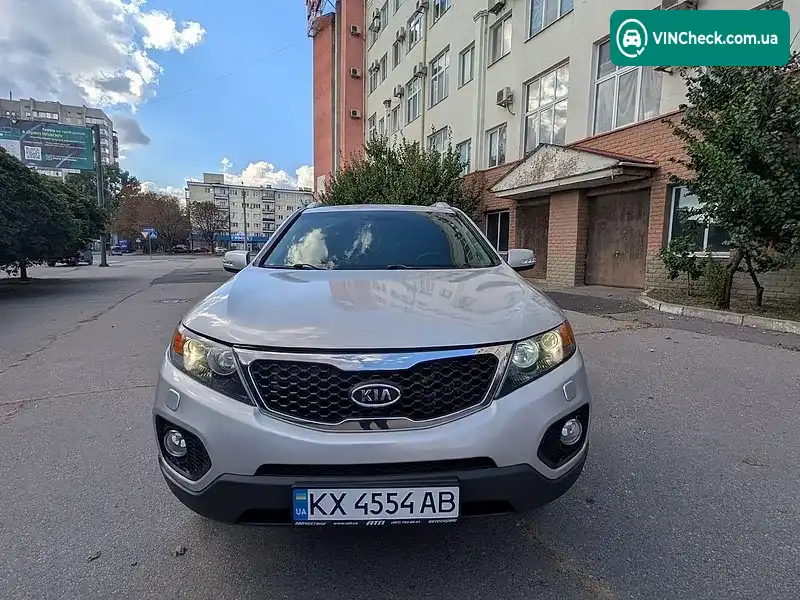 Kia Sorento 2011, фото з оголошення 2 з 17, VIN KNAKU814DC5276058