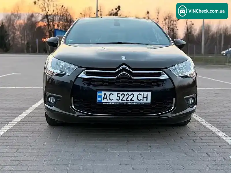 Citroen DS4 2013, фото з оголошення 2 з 20, VIN VF7NX9HD8DY553196