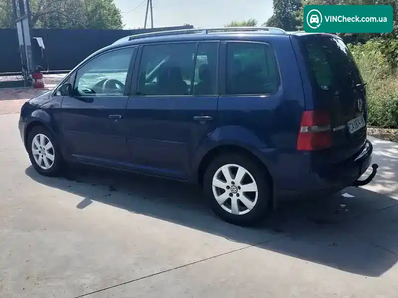 Volkswagen Touran 2003, фото з оголошення 2 з 16, VIN WVGZZZ1TZ3W029203