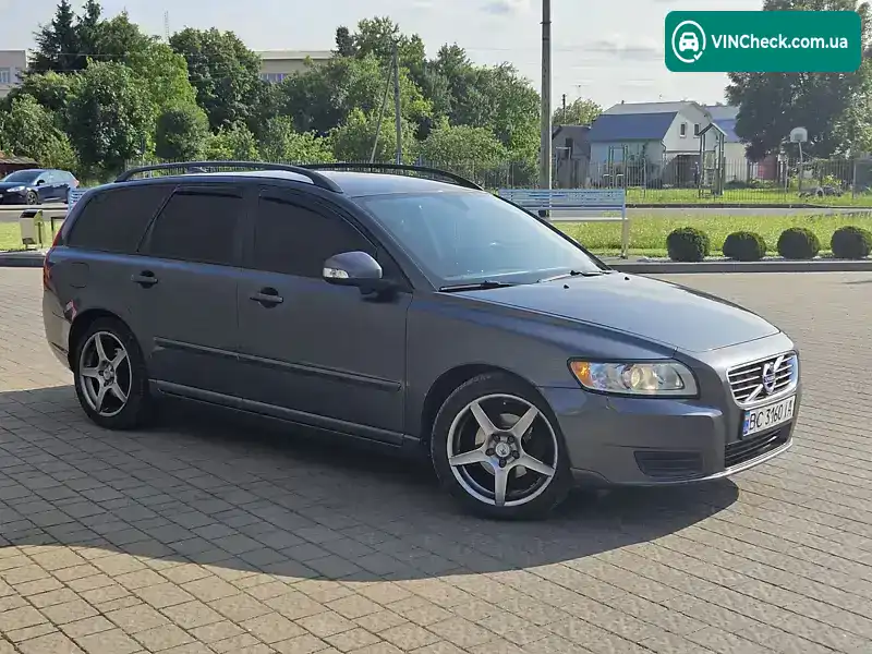 Volvo V50 2010, фото з оголошення 1 з 21, VIN YV1MW76F2B2611842