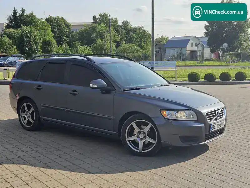 Volvo V50 2010, фото з оголошення 2 з 21, VIN YV1MW76F2B2611842