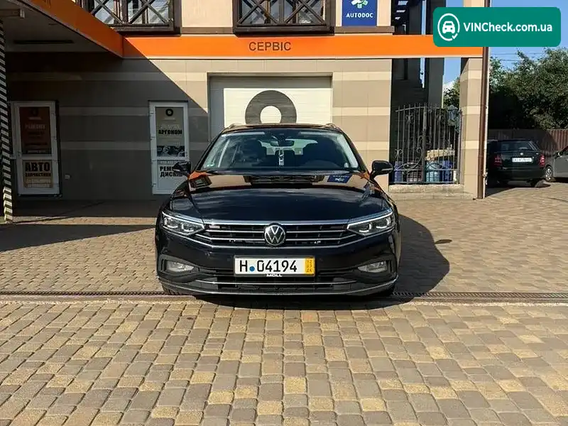 Volkswagen Passat 2022, фото з оголошення 2 з 20, VIN WVWZZZ3CZPE012422