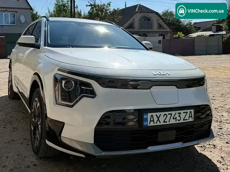 Kia Niro 2023, фото з оголошення 1 з 20, VIN KNDCR3L18R5105989