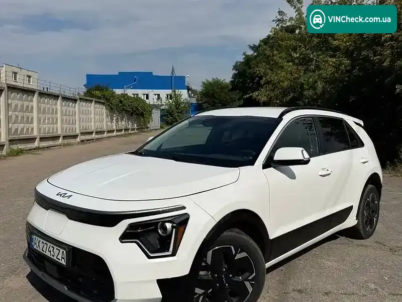 Kia Niro 2023, фото з оголошення 2 з 20, VIN KNDCR3L18R5105989