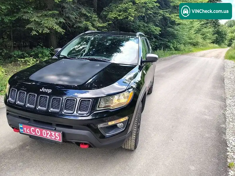 Jeep Compass 2020, фото з оголошення 2 з 20, VIN 3C4NJDDBXLT177877