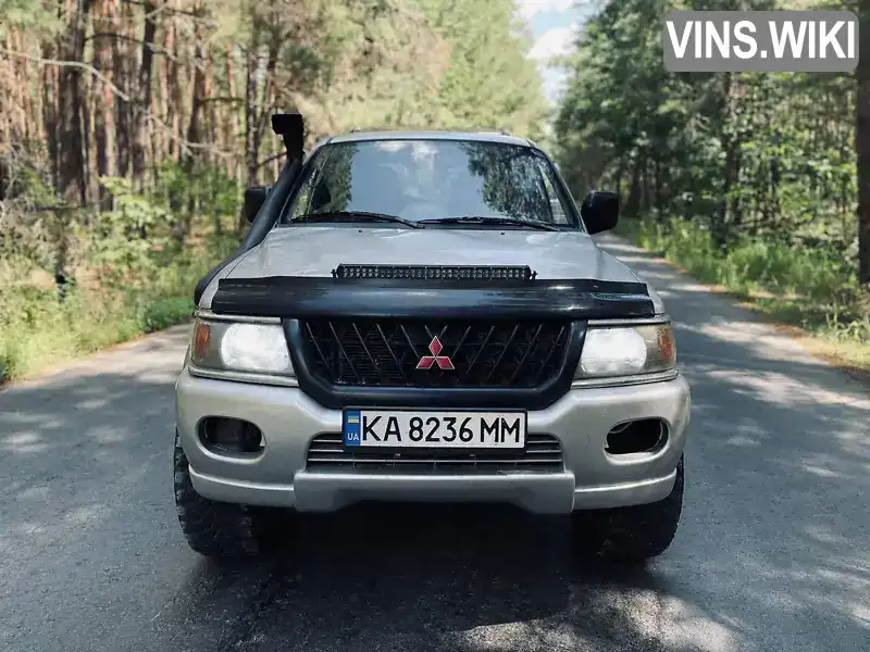 Mitsubishi Pajero 2002, фото з оголошення 2 з 15, VIN JMB0RK9602J000295