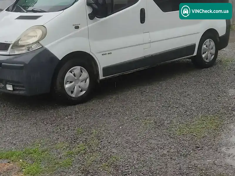 Renault Trafic 2003, фото з оголошення 2 з 20, VIN VF1FLACA62V114030