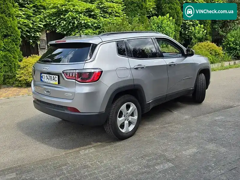 Jeep Compass 2018, фото з оголошення 2 з 17, VIN 3C4NJDBB4KT678619