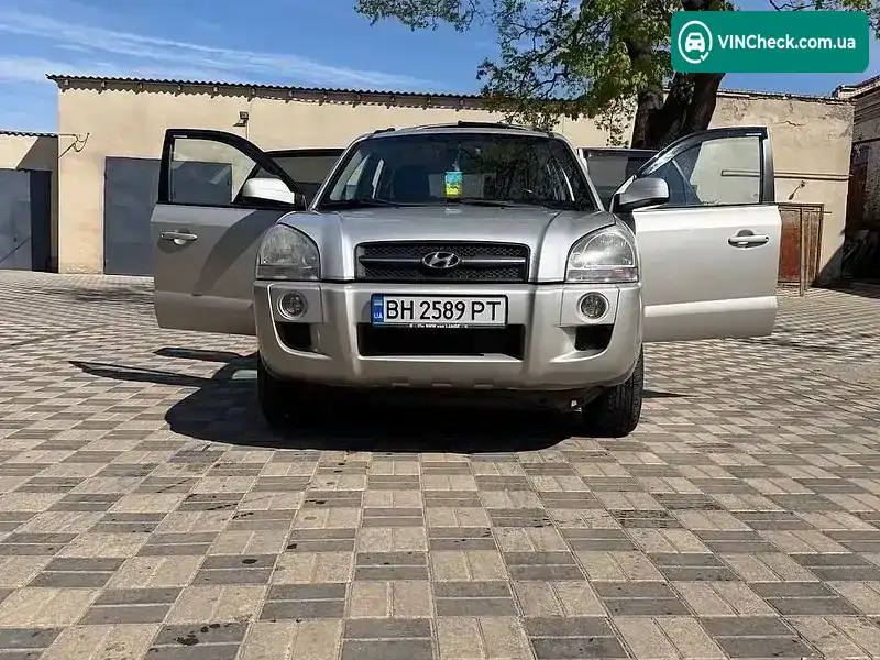 Hyundai Tucson 2008, фото з оголошення 2 з 19, VIN KMHJN81VP8U845461