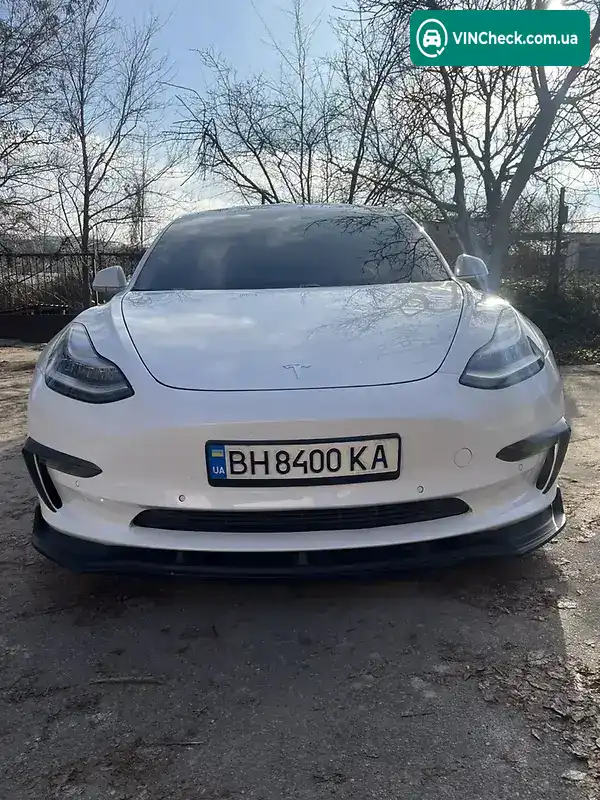 Tesla Model 3 2020, фото з оголошення 2 з 19, VIN 5YJ3E1EA9LF738201